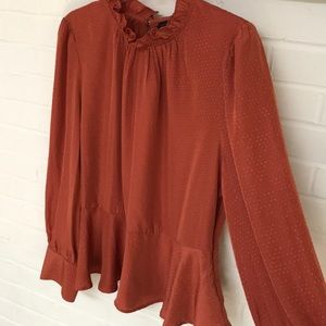 Adorable flared dressy blouse. XXL